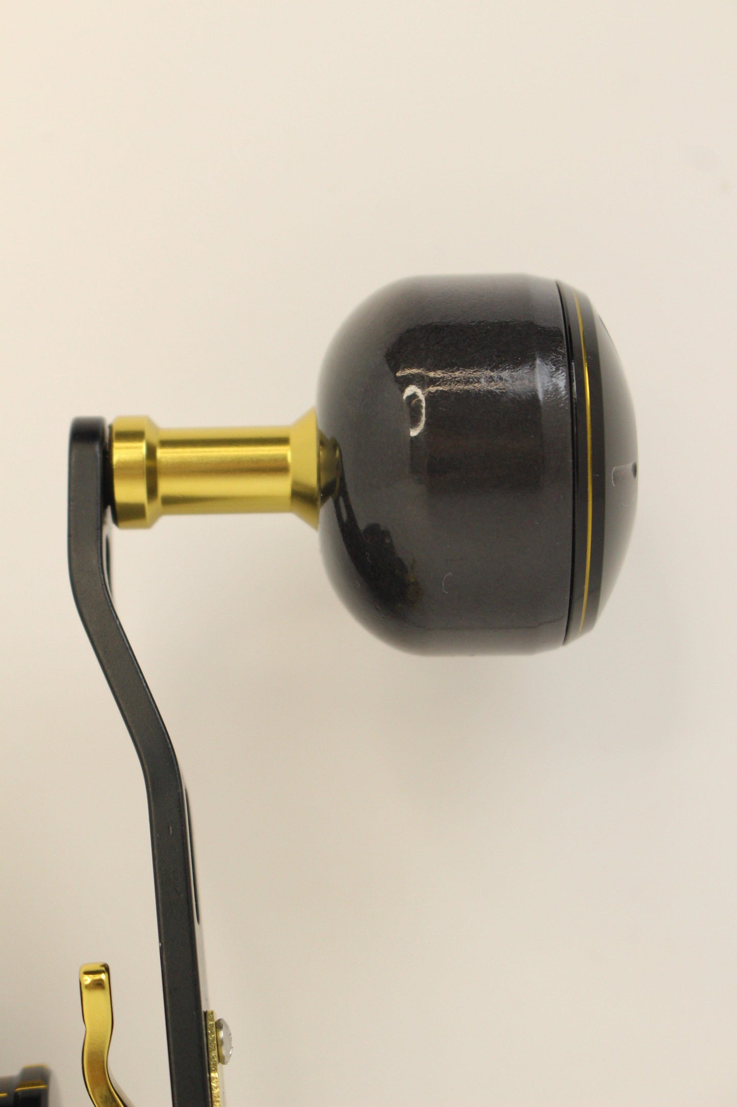 CA400 BAITCAST REEL